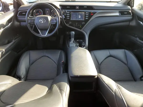 4T1B11HK6KU256930 2019 TOYOTA CAMRY - Image 8