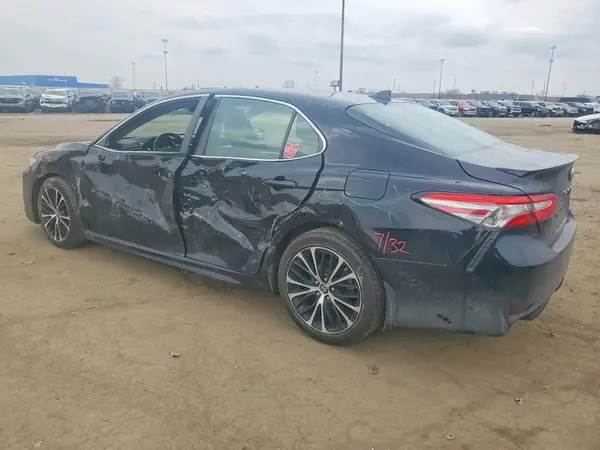 4T1B11HK6KU261223 2019 TOYOTA CAMRY - Image 2