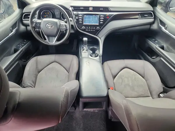 4T1B11HK6KU262677 2019 TOYOTA CAMRY - Image 8