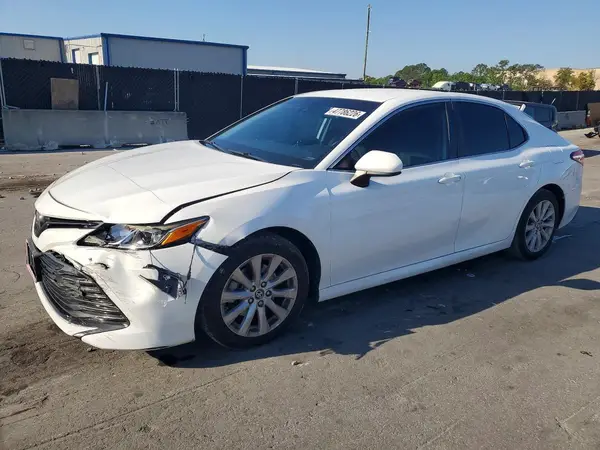 4T1B11HK6KU263022 2019 TOYOTA CAMRY - Image 1
