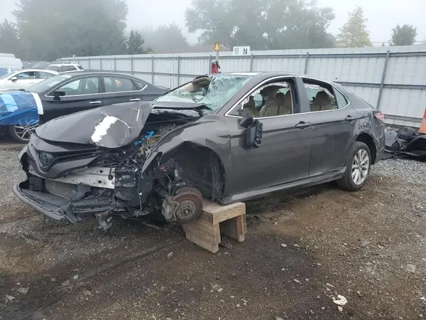 4T1B11HK6KU264526 2019 TOYOTA CAMRY - Image 1