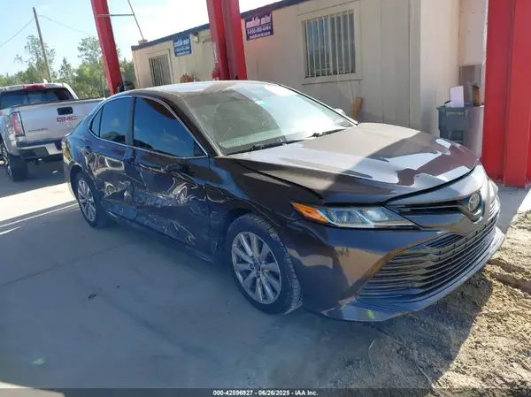 4T1B11HK6KU264784 2019 TOYOTA CAMRY - Image 1