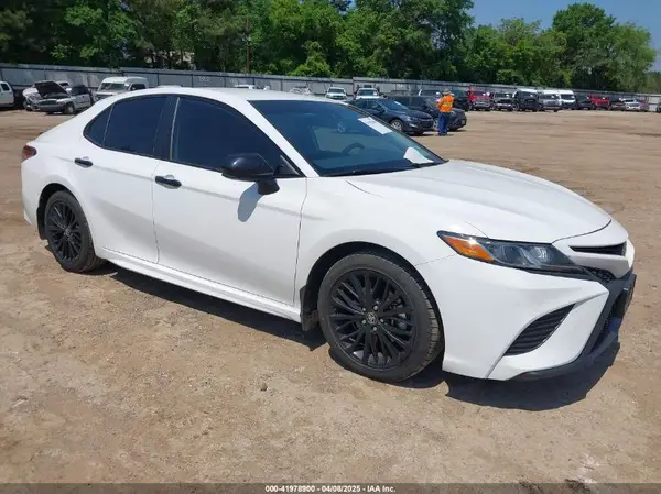 4T1B11HK6KU266275 2019 TOYOTA CAMRY - Image 1