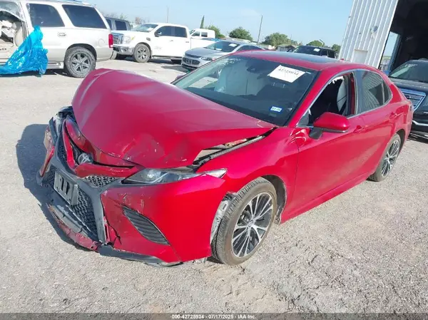 4T1B11HK6KU266423 2019 TOYOTA CAMRY - Image 2