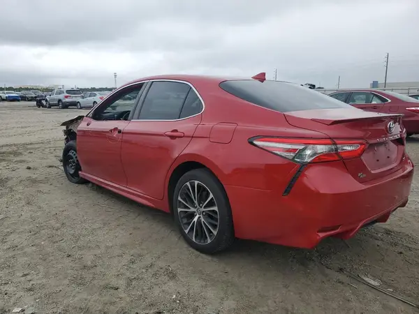 4T1B11HK6KU271413 2019 TOYOTA CAMRY - Image 2