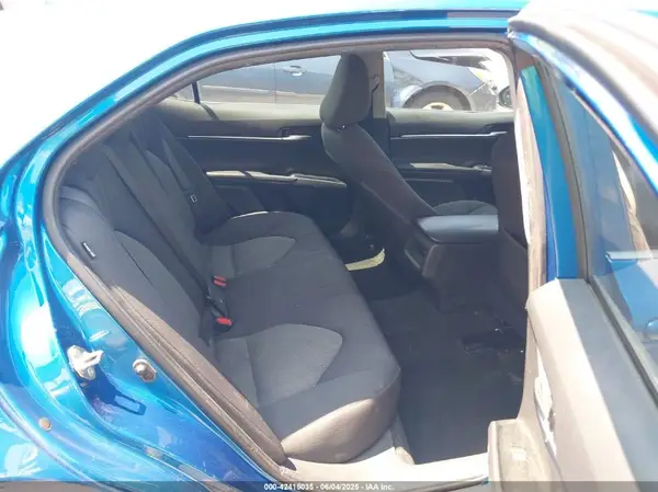 4T1B11HK6KU273906 2019 TOYOTA CAMRY - Image 8