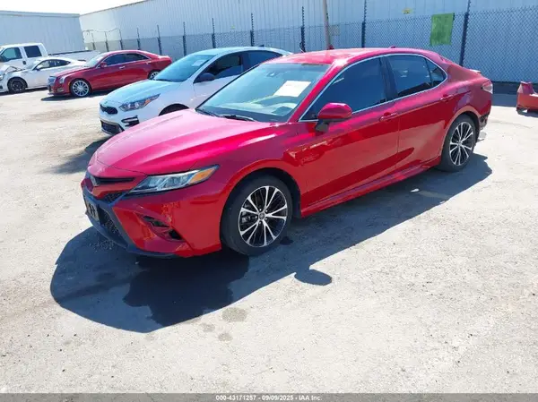 4T1B11HK6KU279205 2019 TOYOTA CAMRY - Image 2