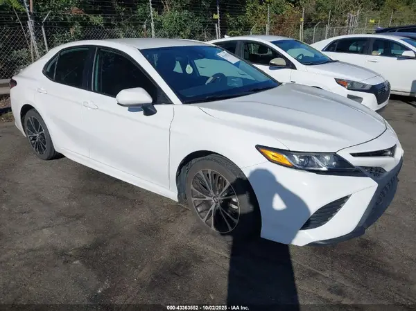 4T1B11HK6KU280225 2019 TOYOTA CAMRY - Image 1