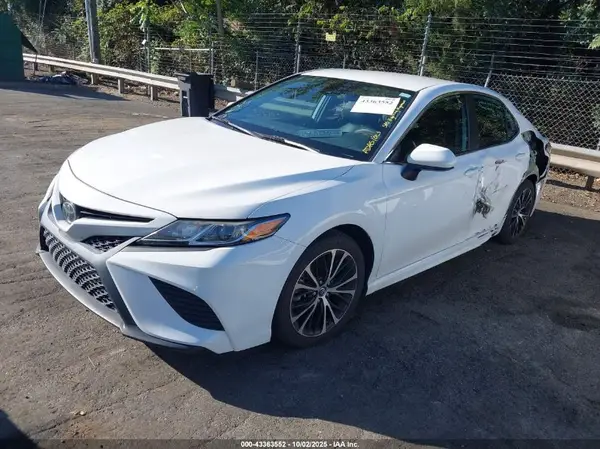 4T1B11HK6KU280225 2019 TOYOTA CAMRY - Image 2
