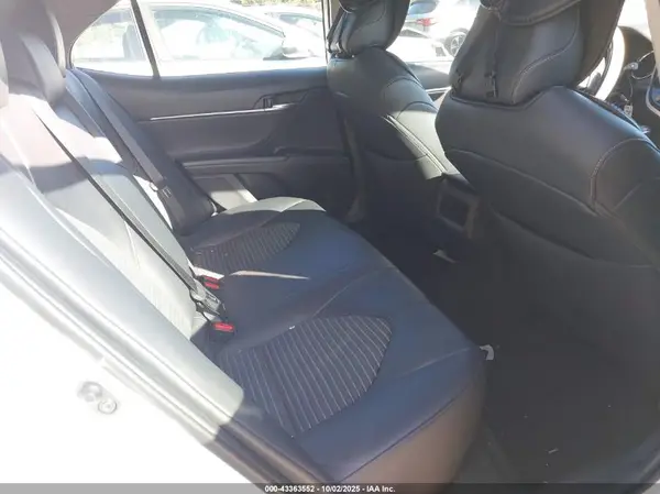 4T1B11HK6KU280225 2019 TOYOTA CAMRY - Image 8