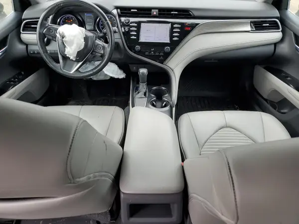 4T1B11HK6KU280693 2019 TOYOTA CAMRY - Image 8