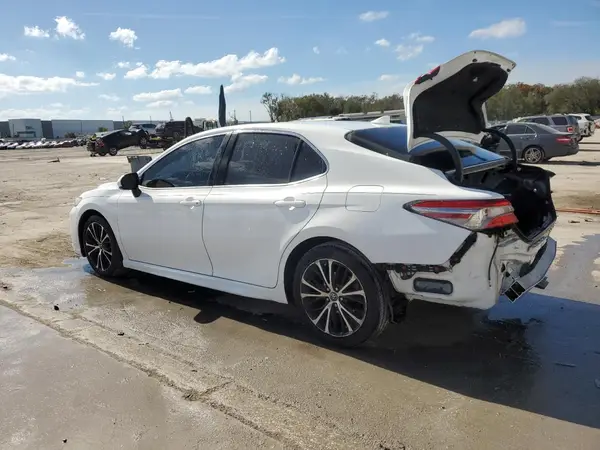 4T1B11HK6KU283495 2019 TOYOTA CAMRY - Image 2