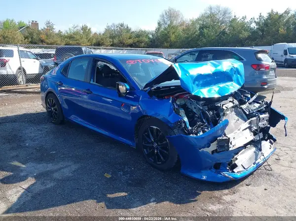 4T1B11HK6KU285196 2019 TOYOTA CAMRY - Image 1