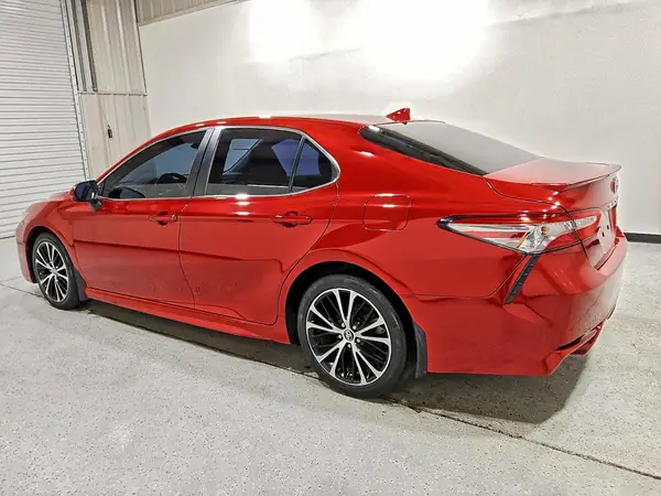 4T1B11HK6KU292083 2019 TOYOTA CAMRY - Image 2