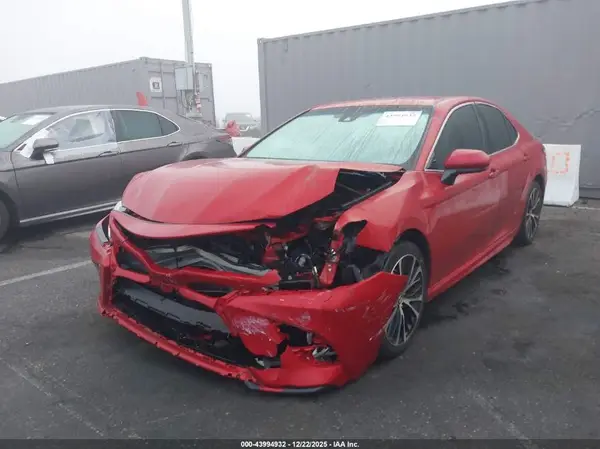 4T1B11HK6KU293542 2019 TOYOTA CAMRY - Image 2