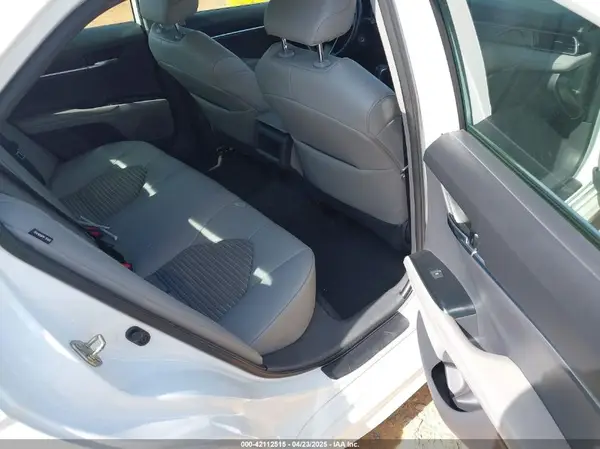 4T1B11HK6KU297252 2019 TOYOTA CAMRY - Image 8