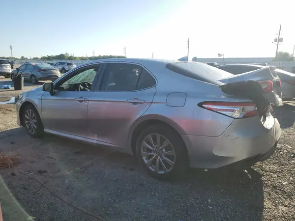4T1B11HK6KU679507 2019 TOYOTA CAMRY - Image 2