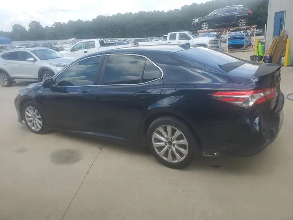4T1B11HK6KU679720 2019 TOYOTA CAMRY - Image 2