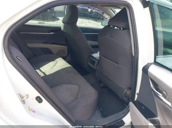4T1B11HK6KU687395 2019 TOYOTA CAMRY - Image 8