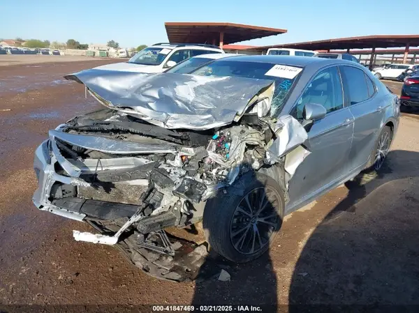 4T1B11HK6KU692080 2019 TOYOTA CAMRY - Image 2
