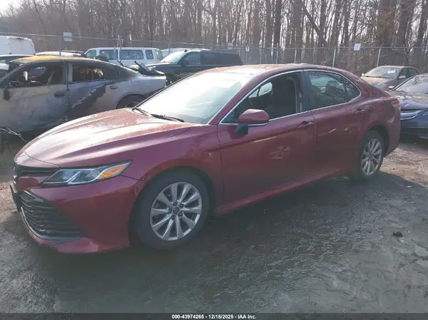 4T1B11HK6KU692189 2019 TOYOTA CAMRY - Image 2