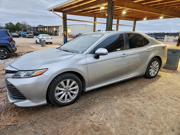 4T1B11HK6KU694069 2019 TOYOTA CAMRY - Image 1
