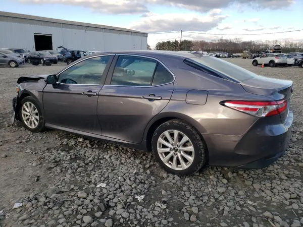 4T1B11HK6KU695092 2019 TOYOTA CAMRY - Image 2