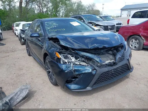 4T1B11HK6KU695657 2019 TOYOTA CAMRY - Image 1