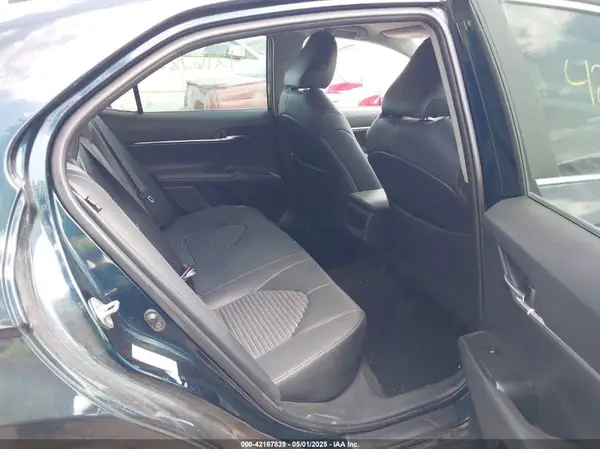 4T1B11HK6KU695657 2019 TOYOTA CAMRY - Image 8
