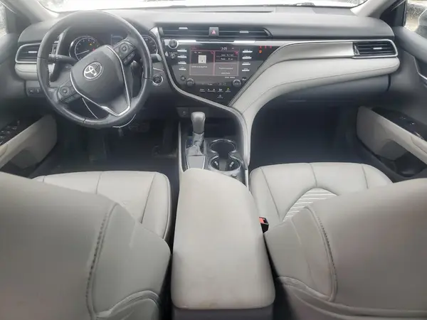 4T1B11HK6KU696484 2019 TOYOTA CAMRY - Image 8