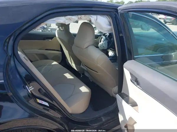 4T1B11HK6KU699899 2019 TOYOTA CAMRY - Image 8