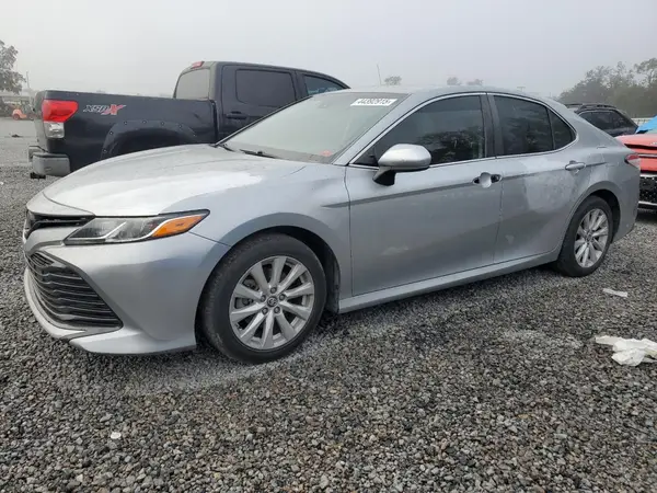 4T1B11HK6KU700016 2019 TOYOTA CAMRY - Image 1