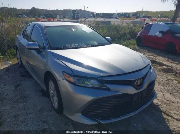4T1B11HK6KU702509 2019 TOYOTA CAMRY - Image 1
