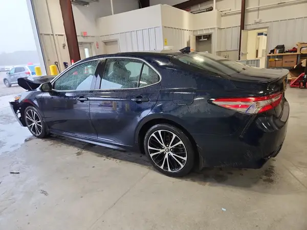 4T1B11HK6KU702624 2019 TOYOTA CAMRY - Image 2
