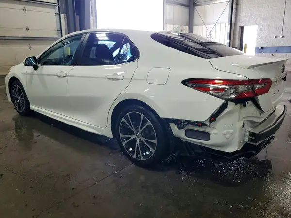 4T1B11HK6KU707063 2019 TOYOTA CAMRY - Image 2
