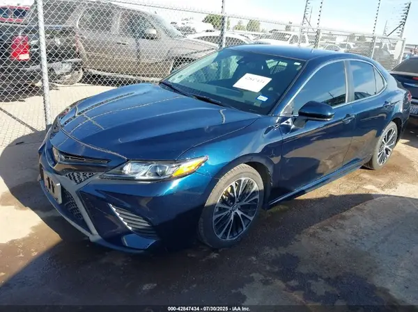 4T1B11HK6KU709007 2019 TOYOTA CAMRY - Image 2