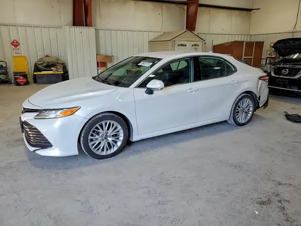 4T1B11HK6KU711484 2019 TOYOTA CAMRY - Image 1