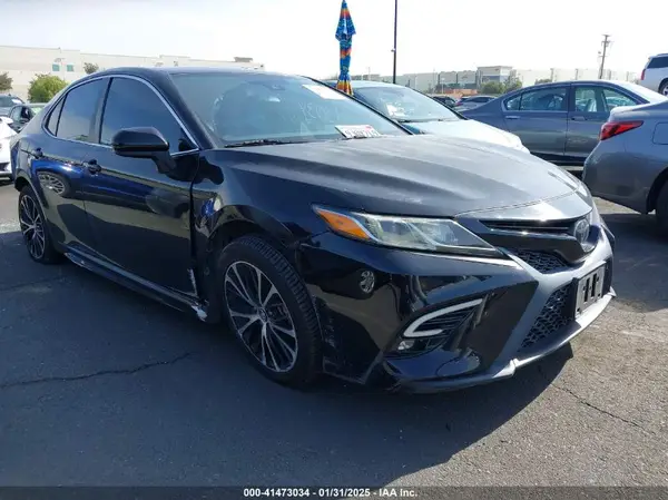 4T1B11HK6KU722274 2019 TOYOTA CAMRY - Image 1