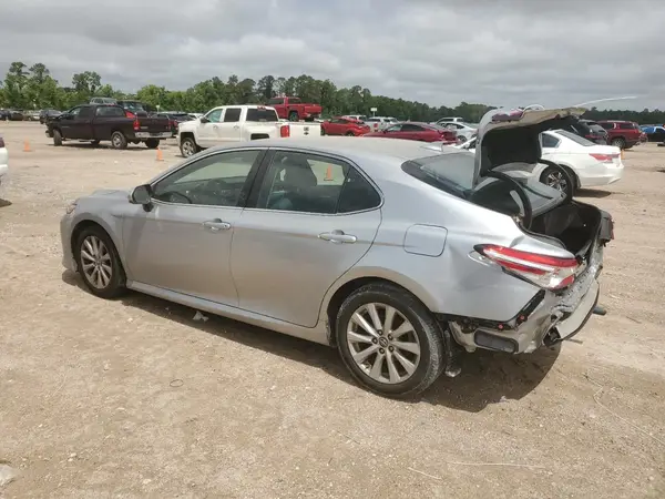 4T1B11HK6KU723327 2019 TOYOTA CAMRY - Image 2