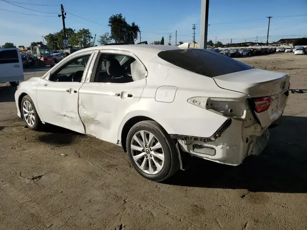 4T1B11HK6KU728978 2019 TOYOTA CAMRY - Image 2