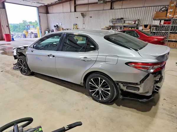 4T1B11HK6KU729242 2019 TOYOTA CAMRY - Image 2