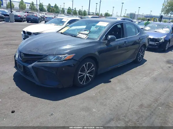 4T1B11HK6KU730035 2019 TOYOTA CAMRY - Image 2
