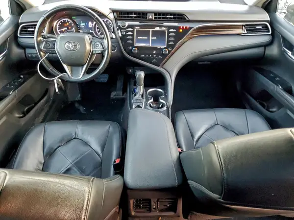 4T1B11HK6KU735249 2019 TOYOTA CAMRY - Image 8
