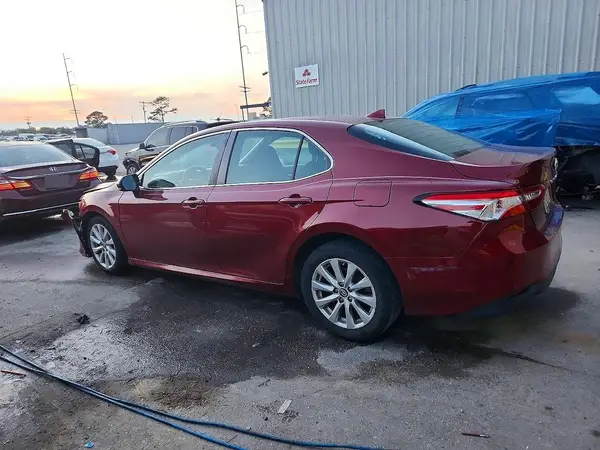 4T1B11HK6KU737227 2019 TOYOTA CAMRY - Image 2