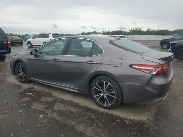 4T1B11HK6KU740502 2019 TOYOTA CAMRY - Image 2