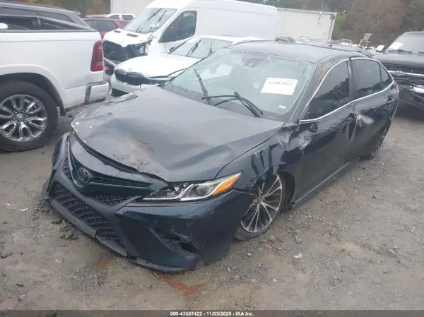 4T1B11HK6KU741648 2019 TOYOTA CAMRY - Image 2