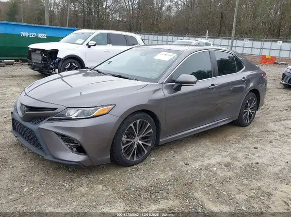 4T1B11HK6KU742153 2019 TOYOTA CAMRY - Image 2