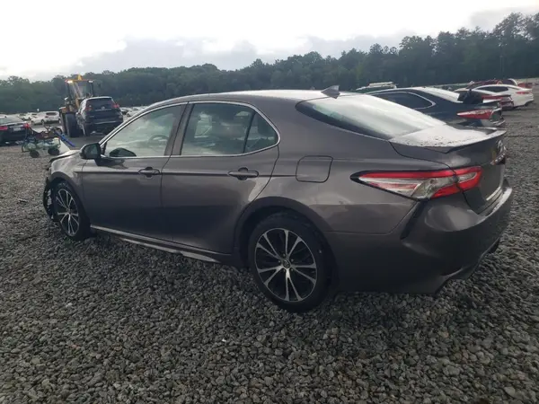4T1B11HK6KU745229 2019 TOYOTA CAMRY - Image 2