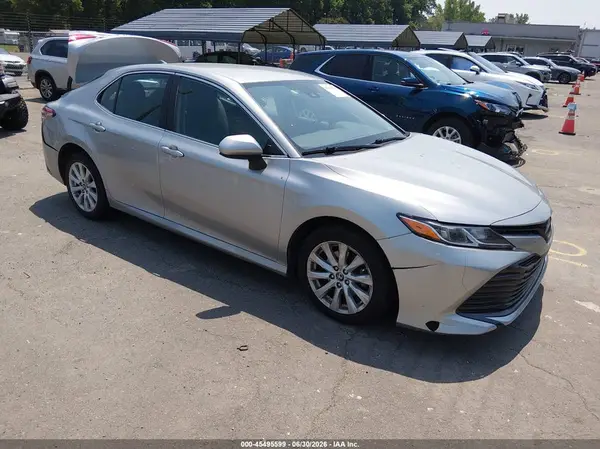 4T1B11HK6KU749801 2019 TOYOTA CAMRY - Image 1