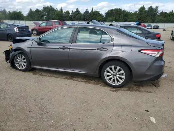 4T1B11HK6KU752231 2019 TOYOTA CAMRY - Image 2